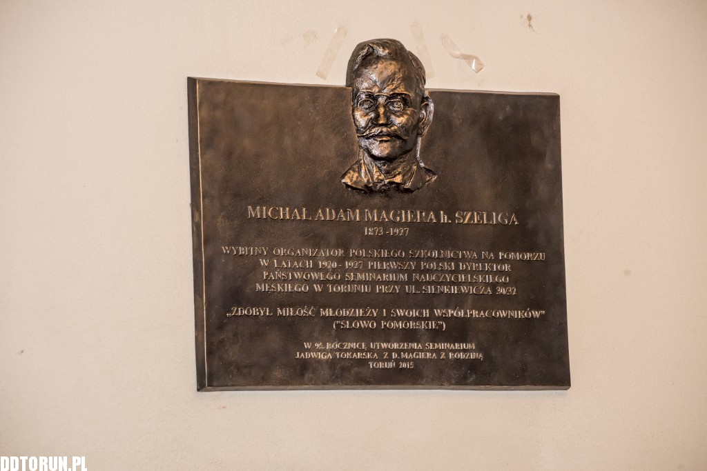 Tablica pamiątkowa odsłonięta