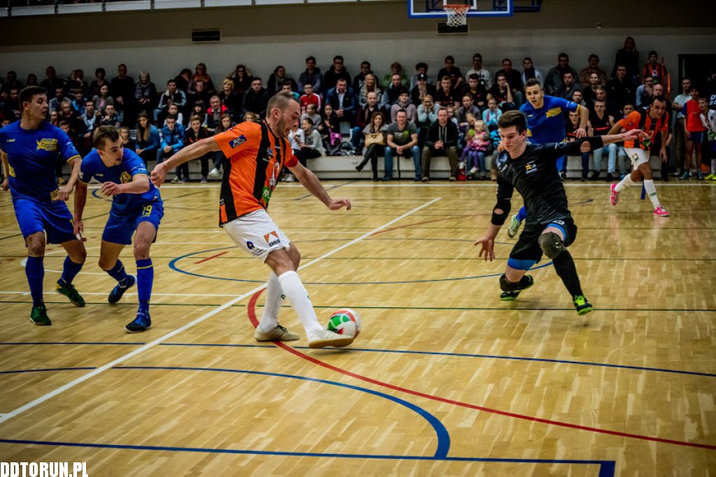 FC Toruń pokonuje Gwiazdę