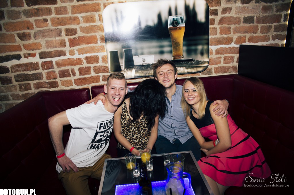 Clubbing w No.1 Club