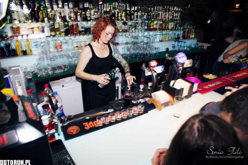 Clubbing w No.1 Club