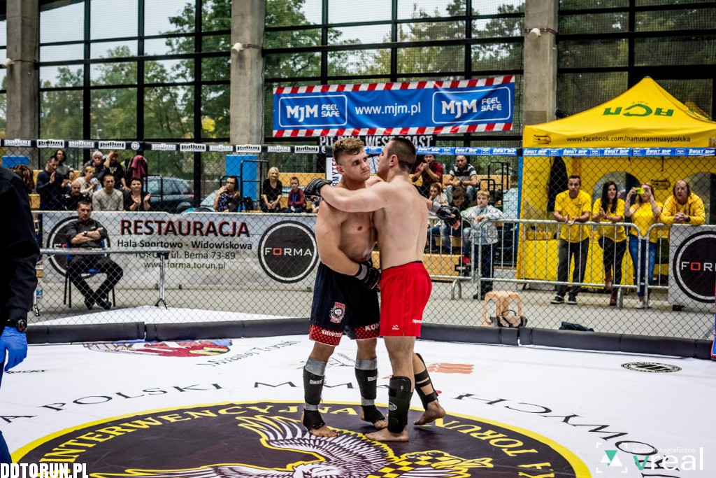 III MP Służb Mundurowych w MMA