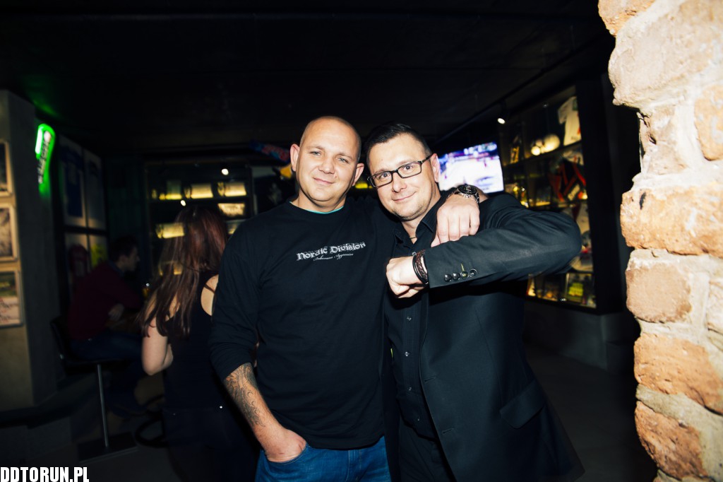 Piątkowe szaleństwo w Szwejku