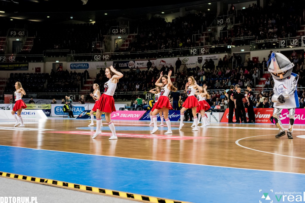 Tak wspierały koszykarzy cheerleaderki