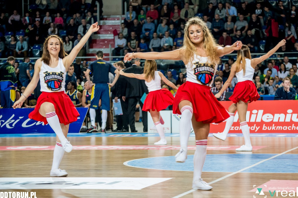 Tak wspierały koszykarzy cheerleaderki