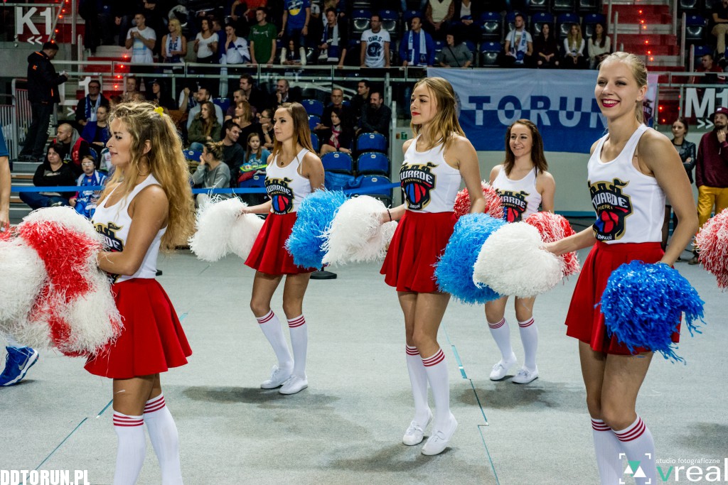 Tak wspierały koszykarzy cheerleaderki