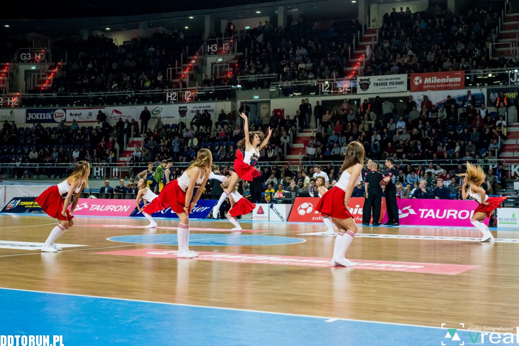 Tak wspierały koszykarzy cheerleaderki