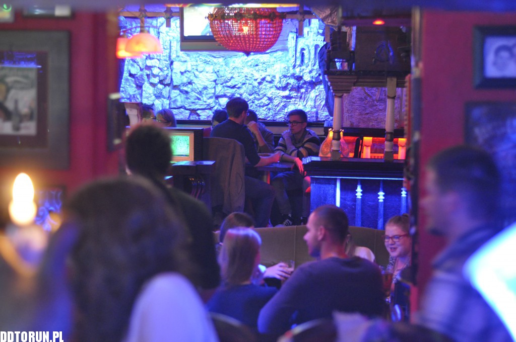 Gorący wieczór w Kredensie