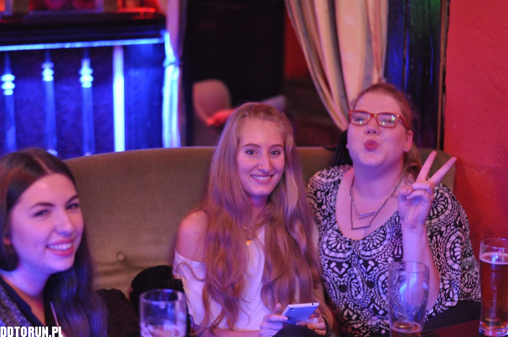 Gorący wieczór w Kredensie