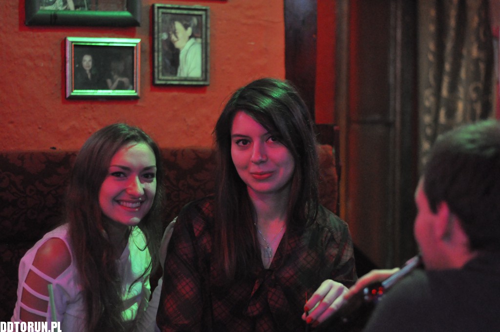 Gorący wieczór w Kredensie