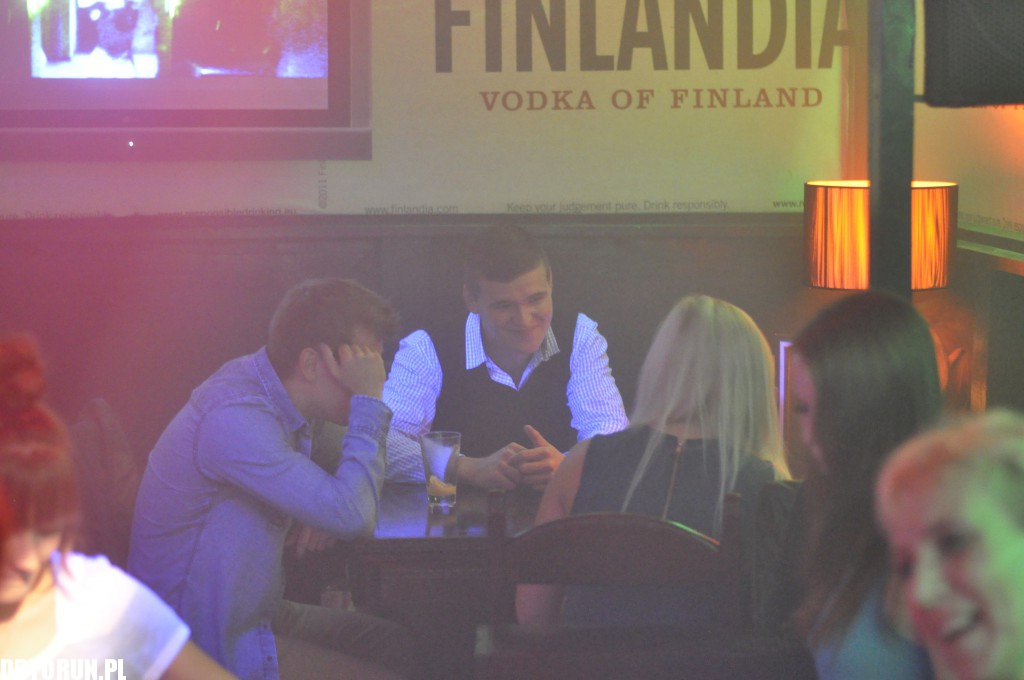 Gorący wieczór w Kredensie