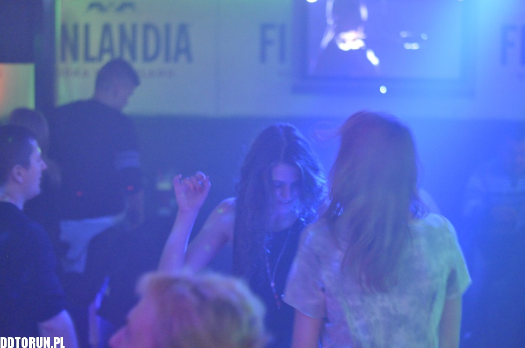 Gorący wieczór w Kredensie