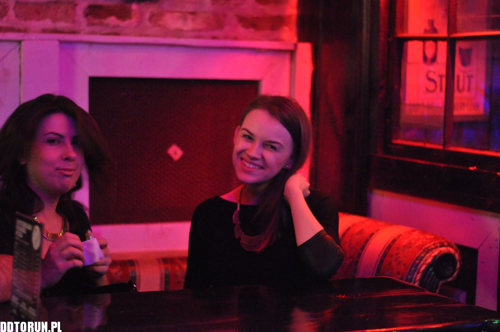 Gorący wieczór w Kredensie