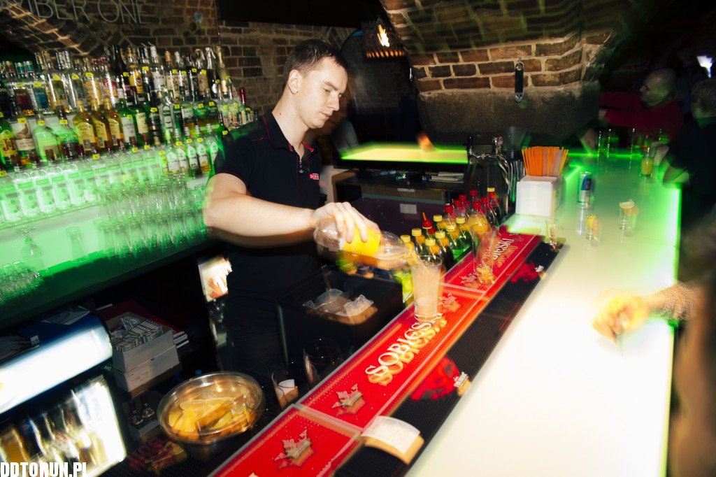 Clubbing w No.1 Club