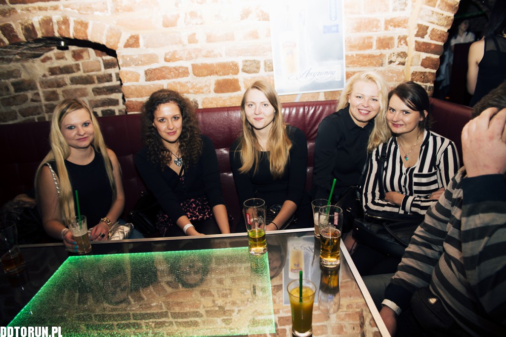 Clubbing w No.1 Club