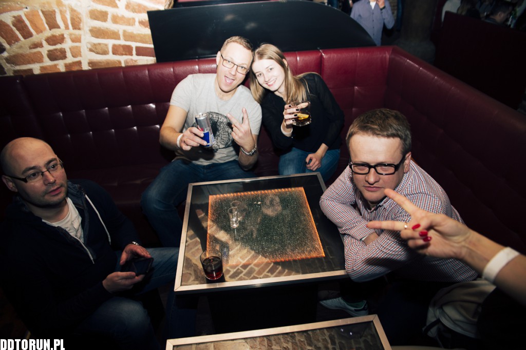 Clubbing w No.1 Club