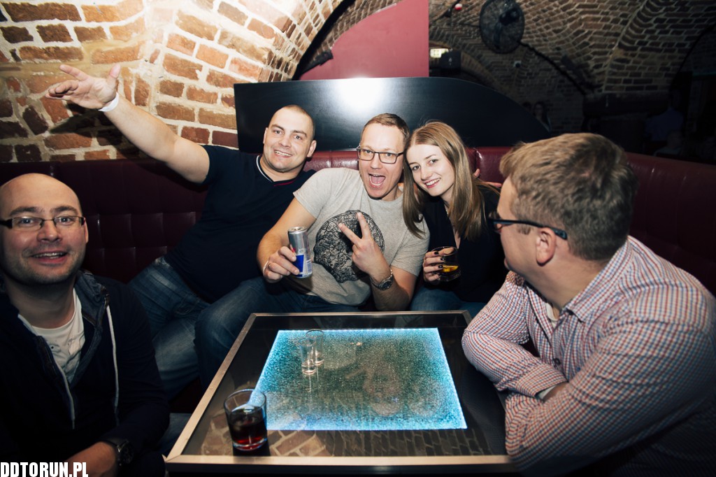 Clubbing w No.1 Club