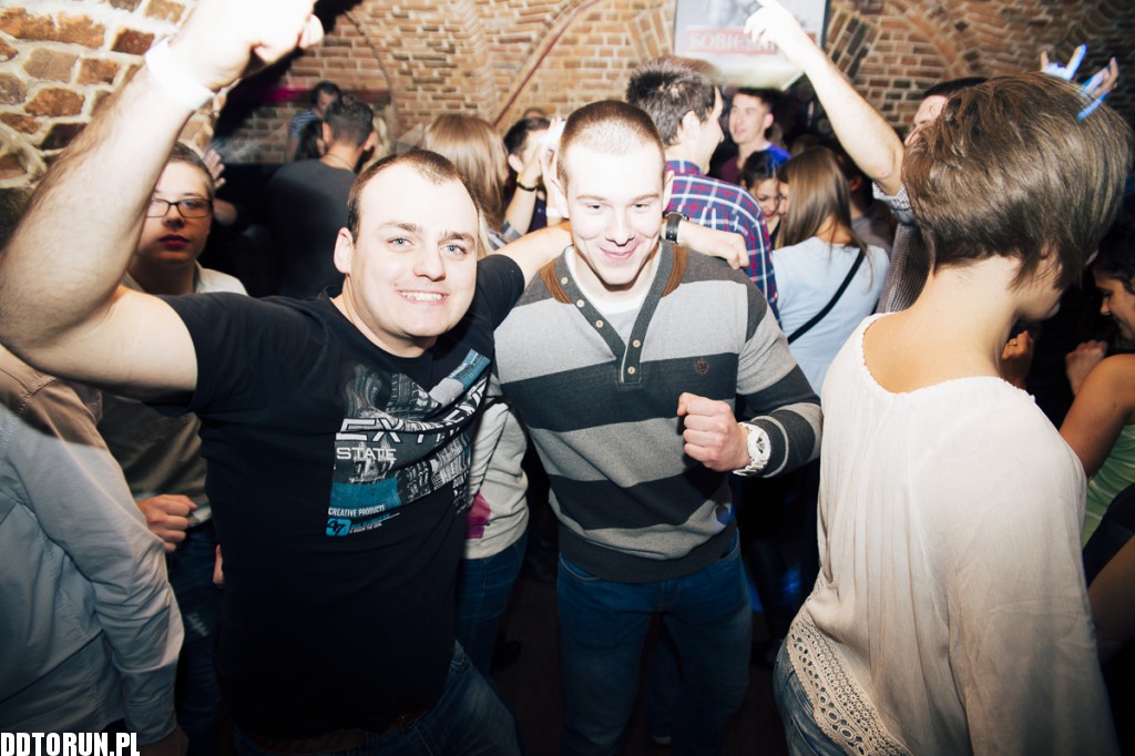 Clubbing w No.1 Club