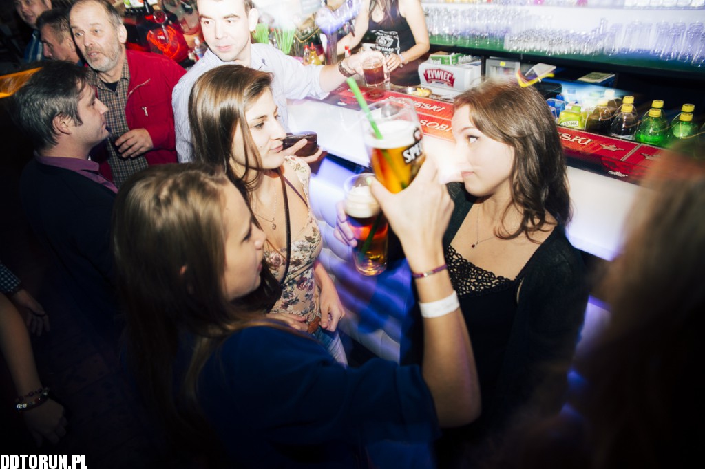 Clubbing w No.1 Club