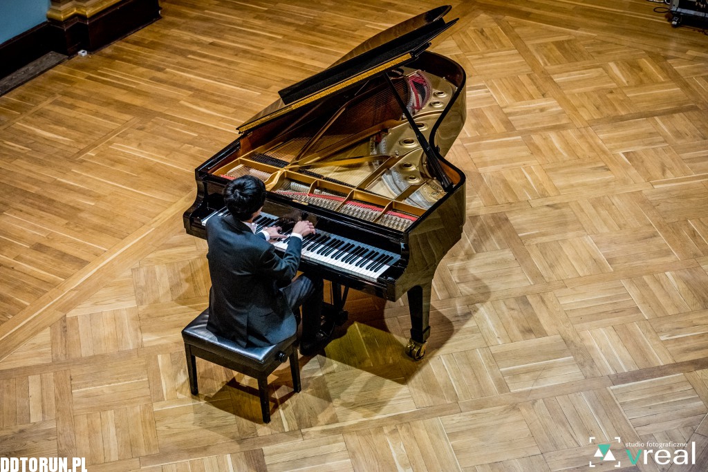 Recital Erica Lu w Dworze Artusa
