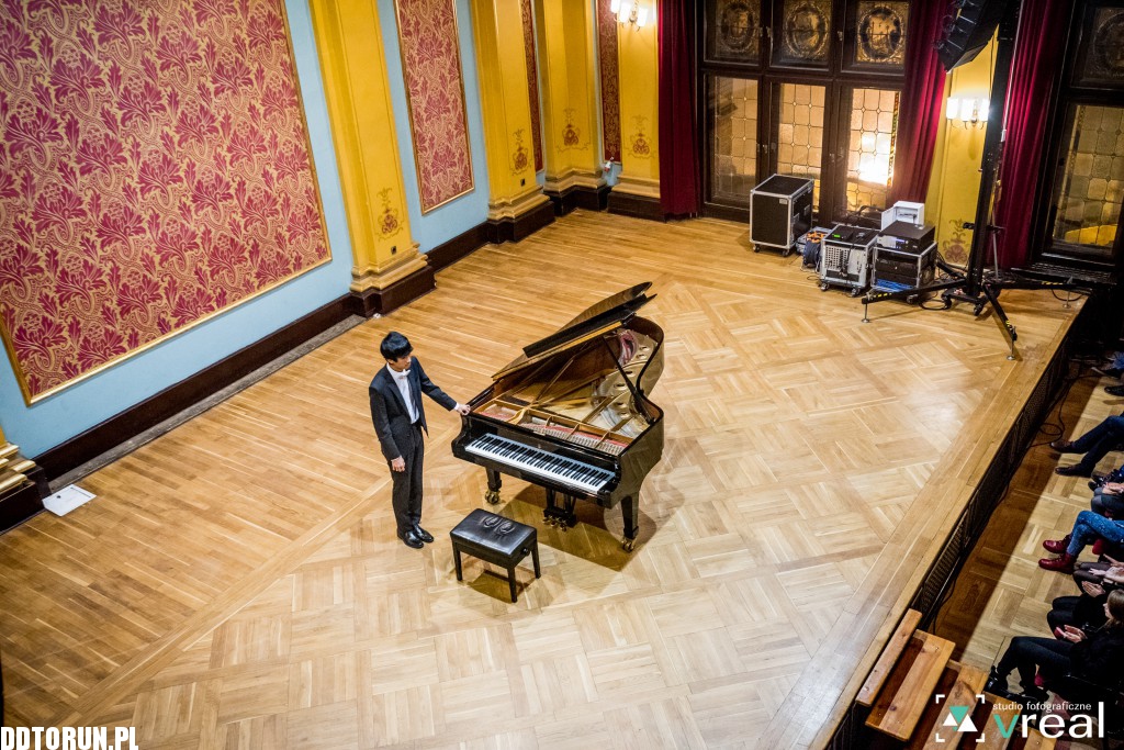 Recital Erica Lu w Dworze Artusa
