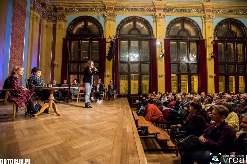 Olga Tokarczuk w Dworze Artusa