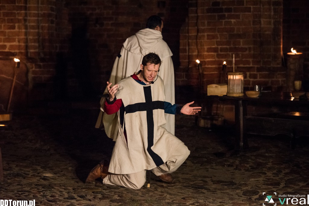 Inscenizacja historyczna w ruinach Zamku