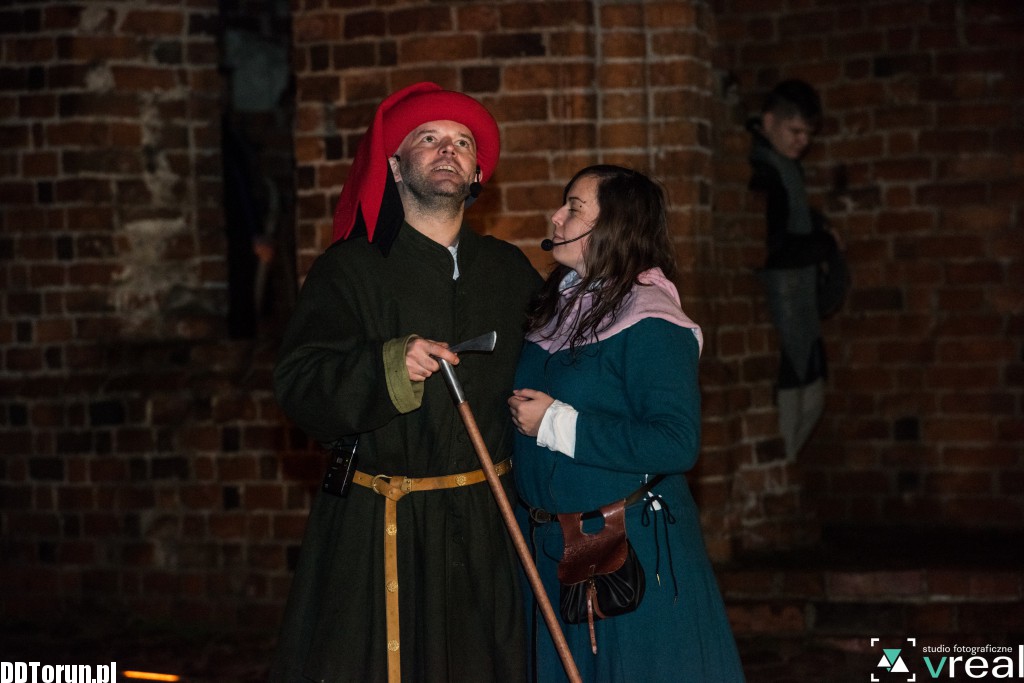 Inscenizacja historyczna w ruinach Zamku