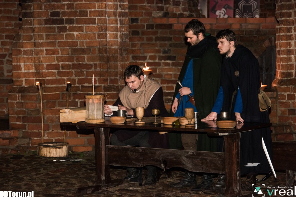 Inscenizacja historyczna w ruinach Zamku