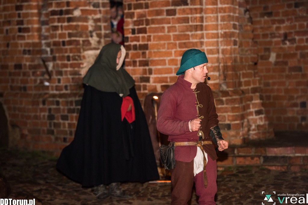 Inscenizacja historyczna w ruinach Zamku