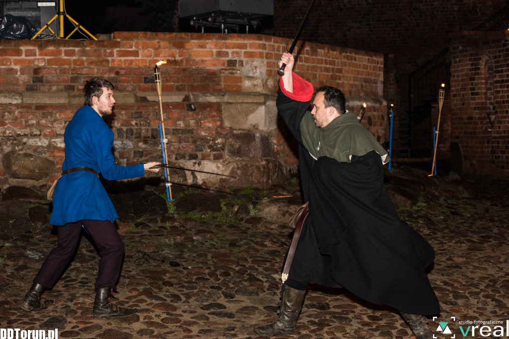 Inscenizacja historyczna w ruinach Zamku
