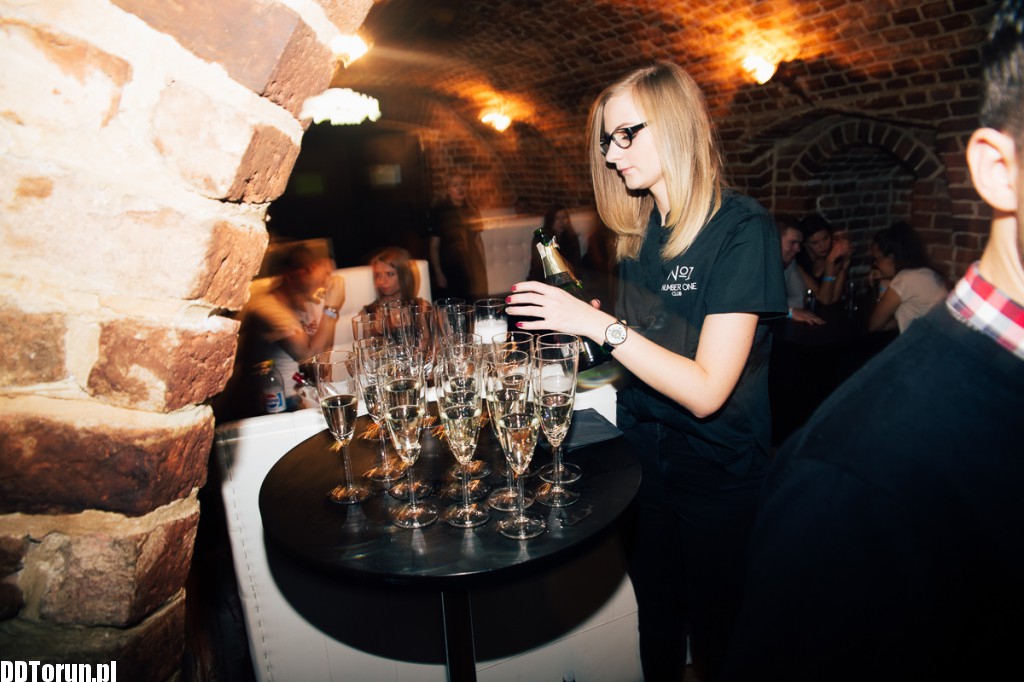 Sobotni wieczór- clubbing w No.1