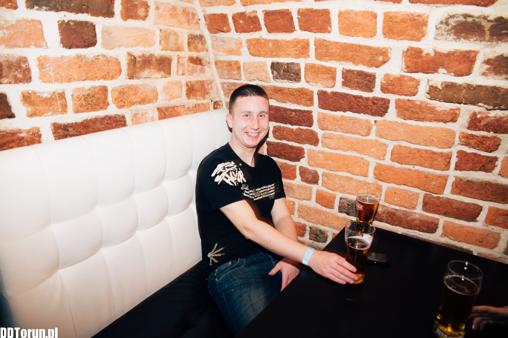 Sobotni wieczór- clubbing w No.1