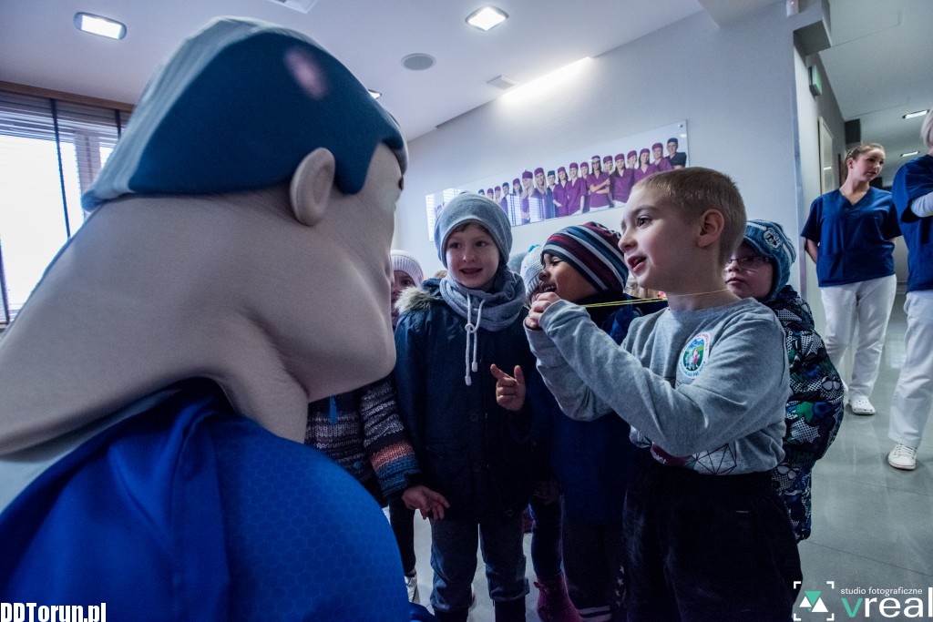 Bellastoma przyjazna dzieciom