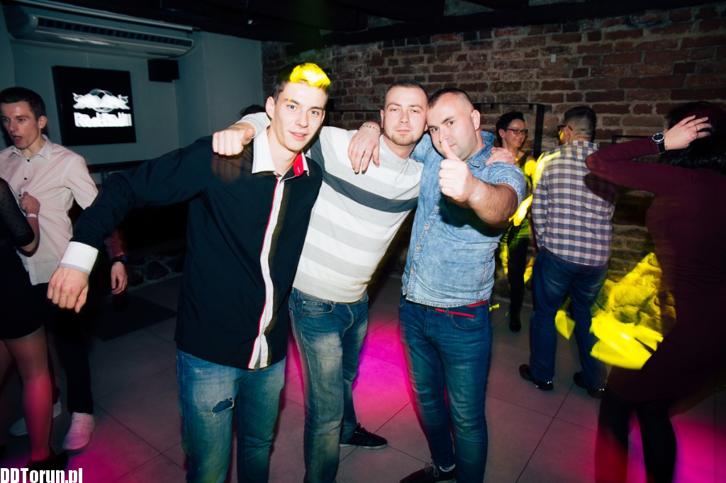 Piątkowe szaleństwo w Szwejku