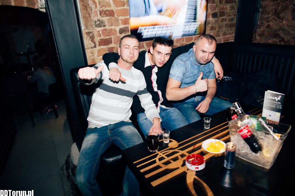 Piątkowe szaleństwo w Szwejku