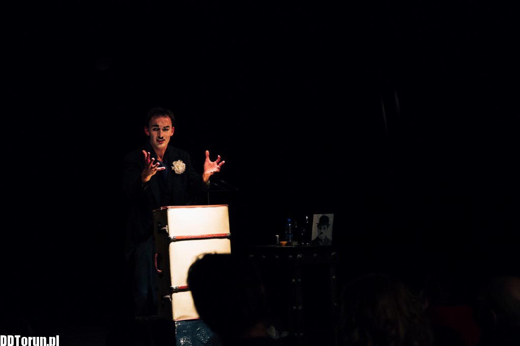 Być jak Charlie Chaplin na TSTJA