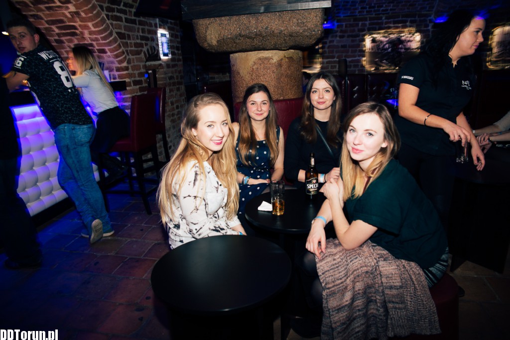 Clubbing w No.1 Club