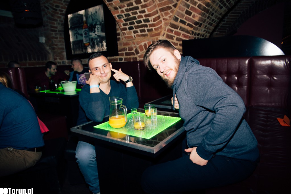 Clubbing w No.1 Club