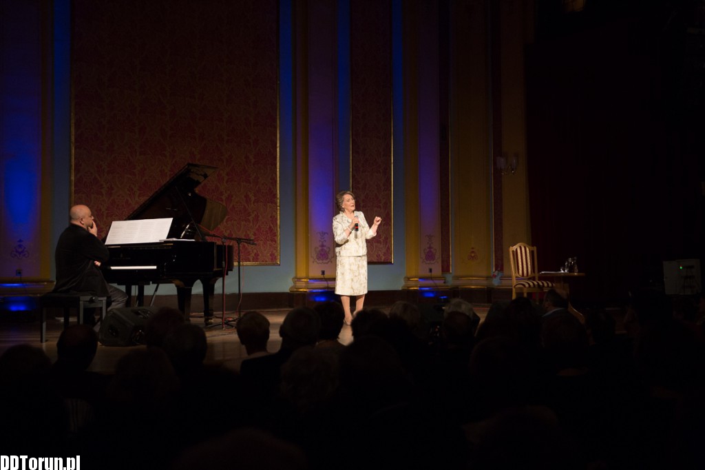 Irena Santor na Forte Artus Festival
