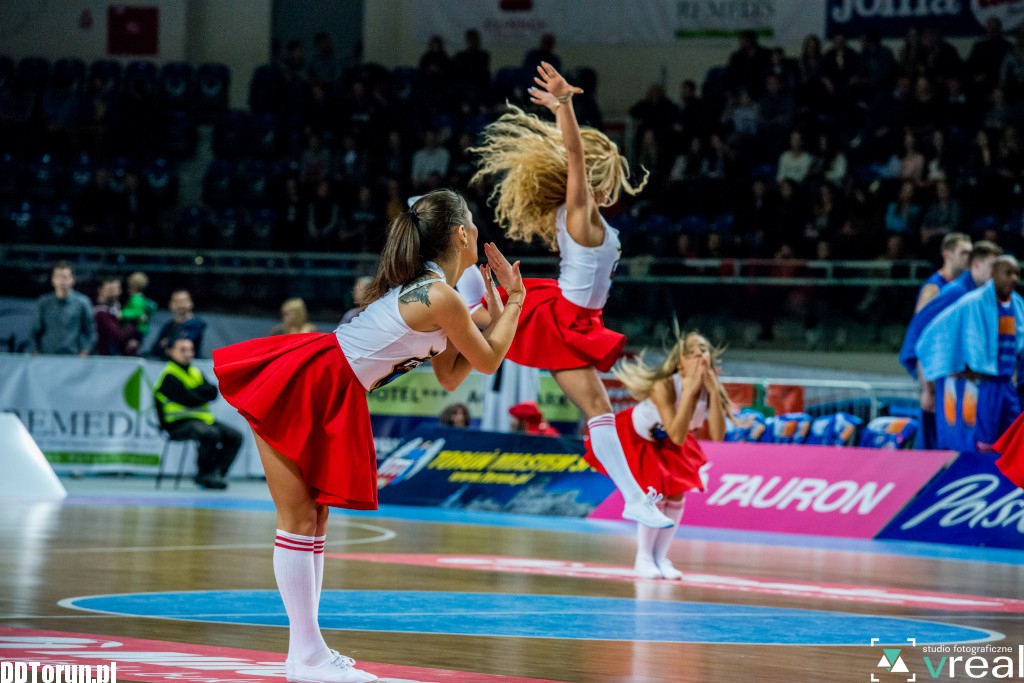 Toruńskie cheerleaderki w formie