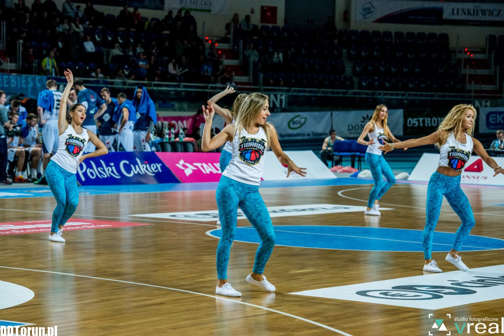 Toruńskie cheerleaderki w formie