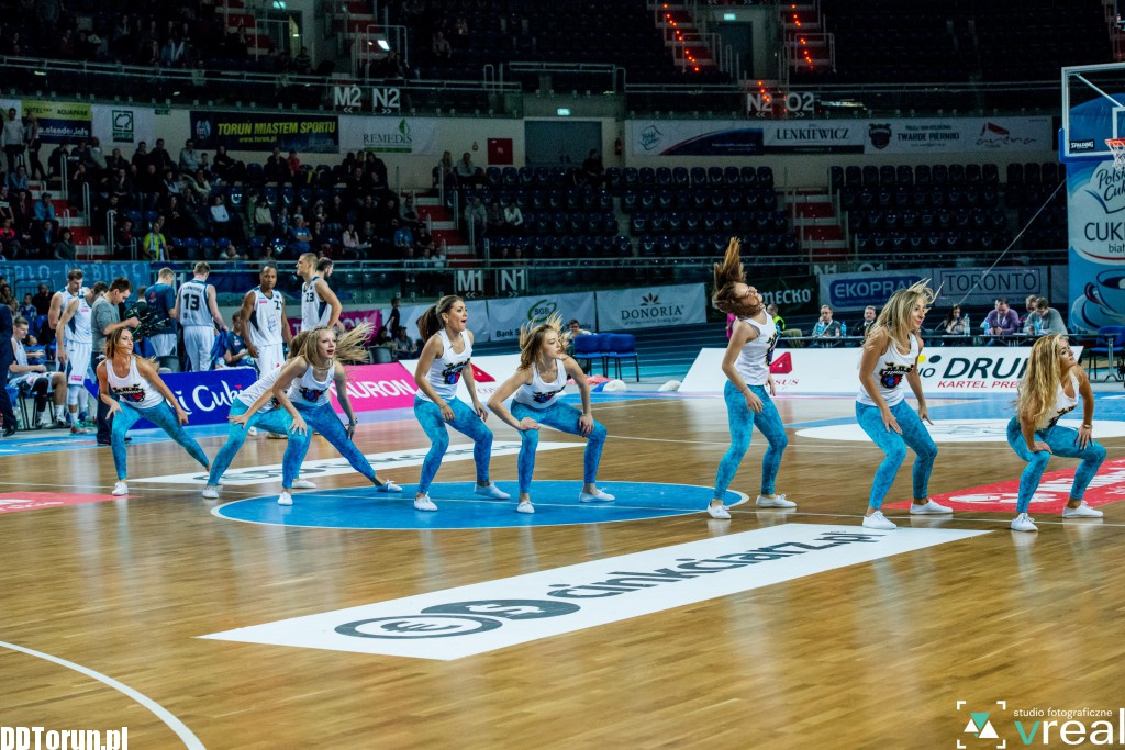 Toruńskie cheerleaderki w formie