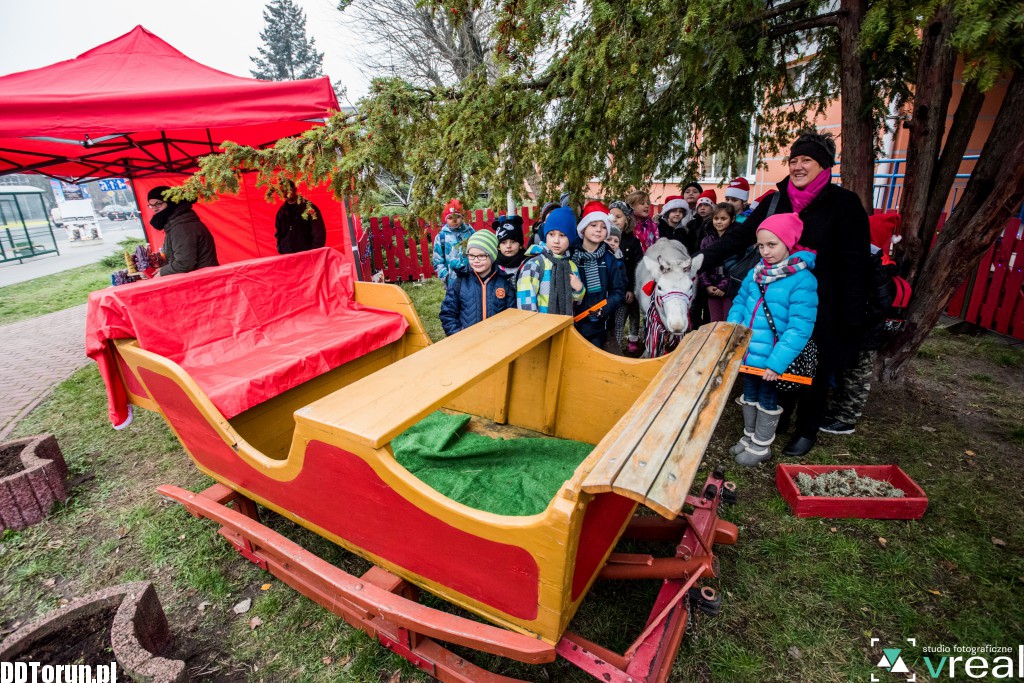 Wigilijne dzieło pomocy dzieciom