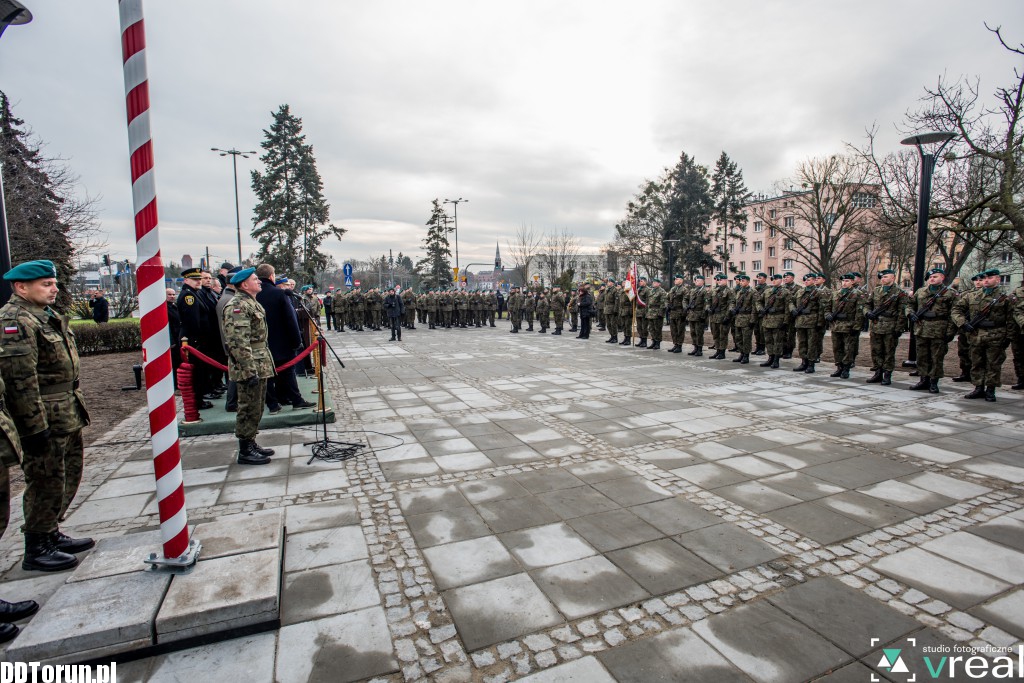 Uroczyste odsłonięcie pomnika
