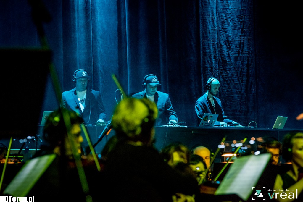 Steve Nash Turntable Orchestra 2