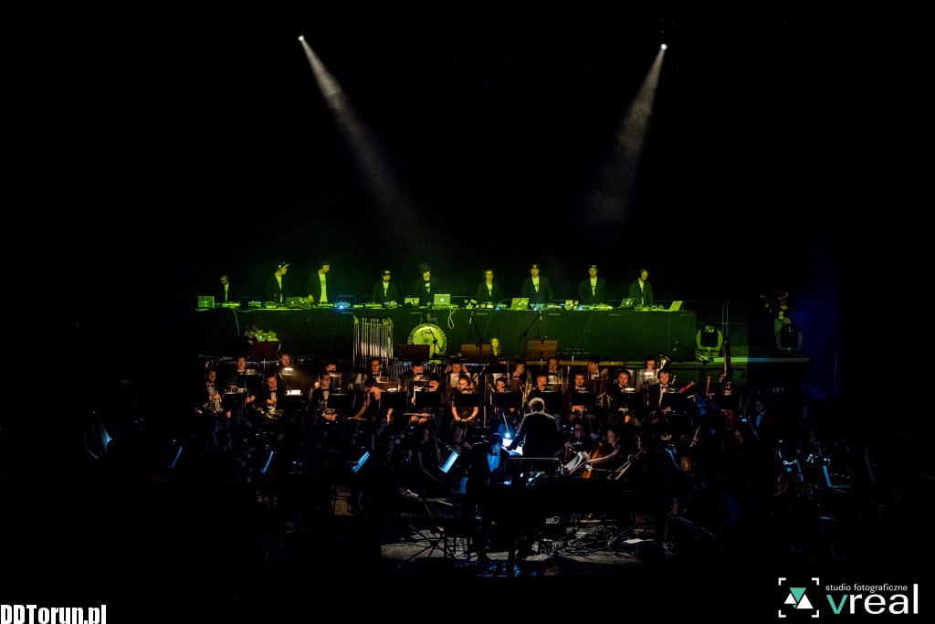 Steve Nash Turntable Orchestra 2