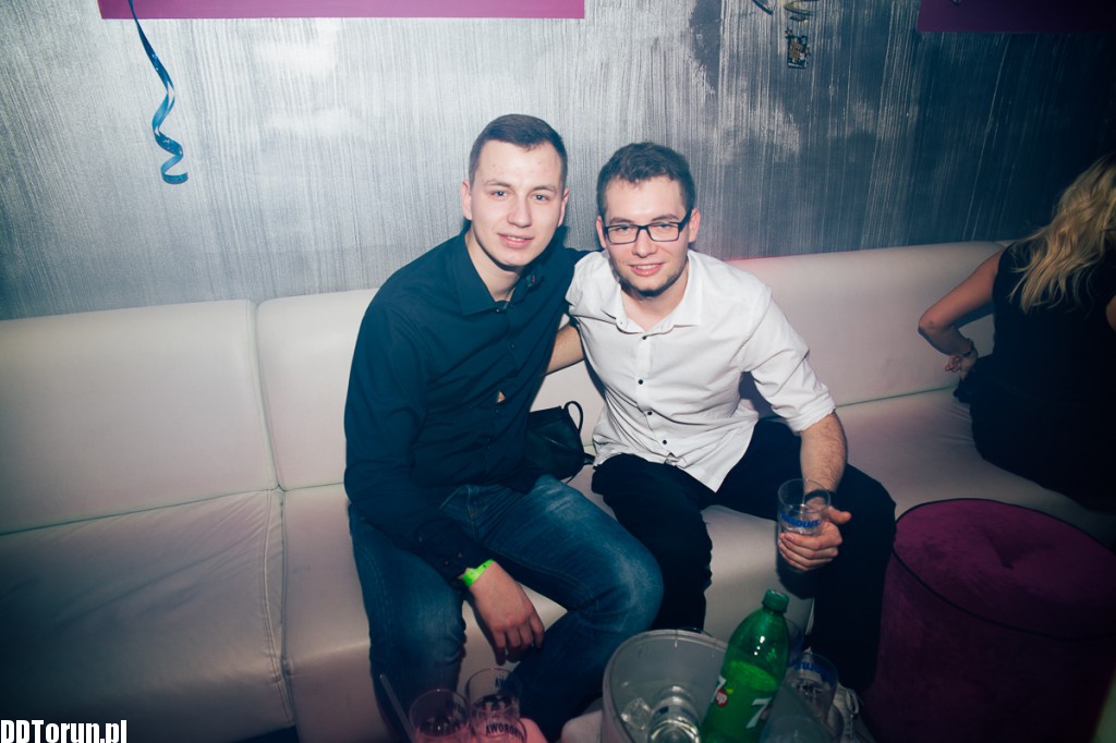 Zabawa do białego rana w Monaco Club