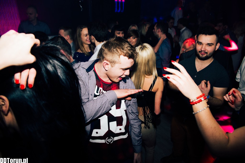 Zabawa do białego rana w Monaco Club