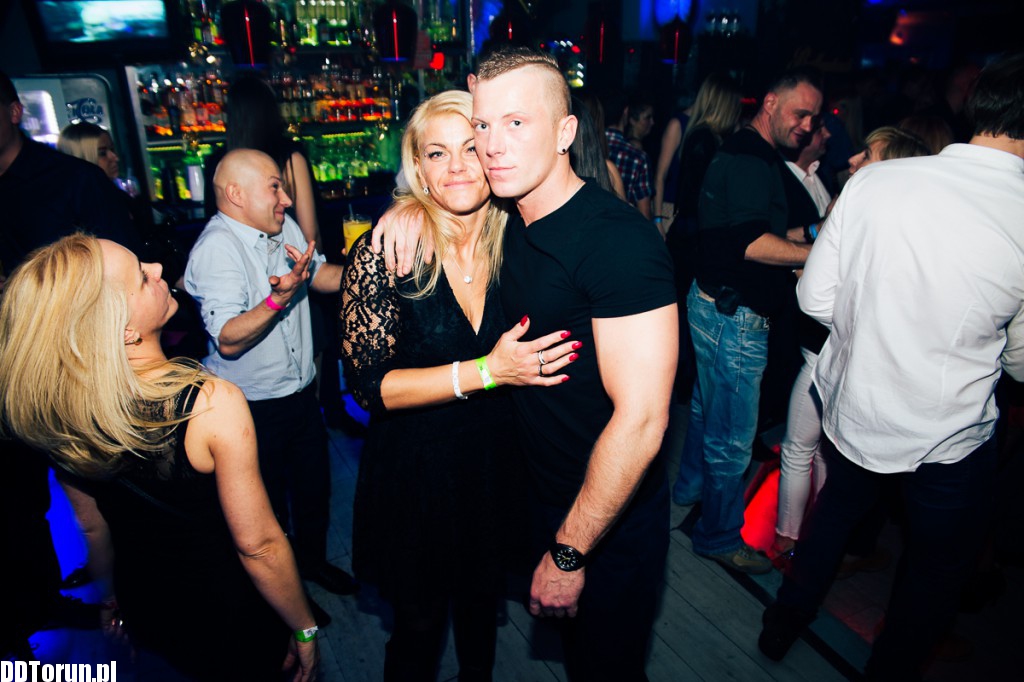 Zabawa do białego rana w Monaco Club