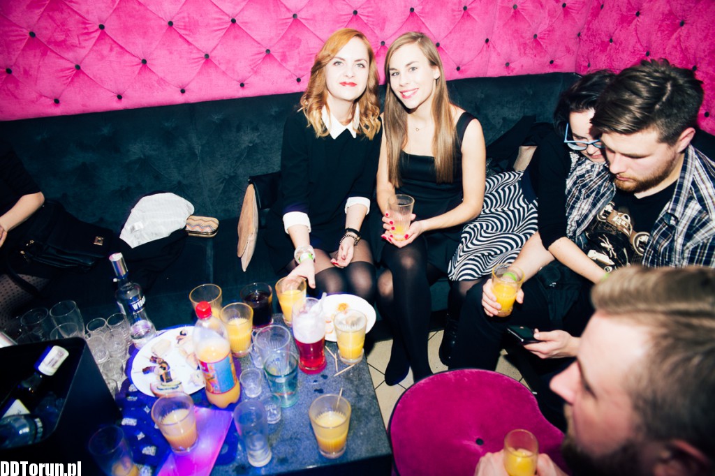 Zabawa do białego rana w Monaco Club